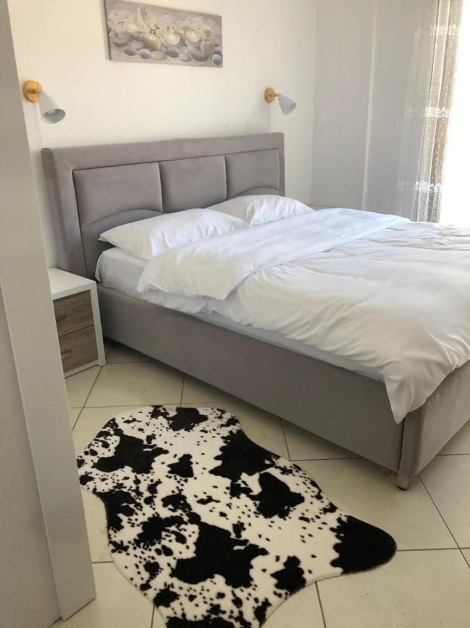 Sunset Apartments Lungomare Vlore Exterior photo